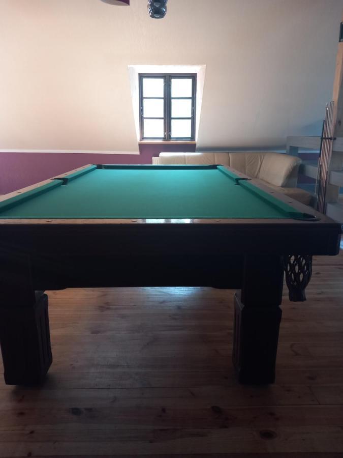 Hotel Dobry Klimat Uniejow Esterno foto
