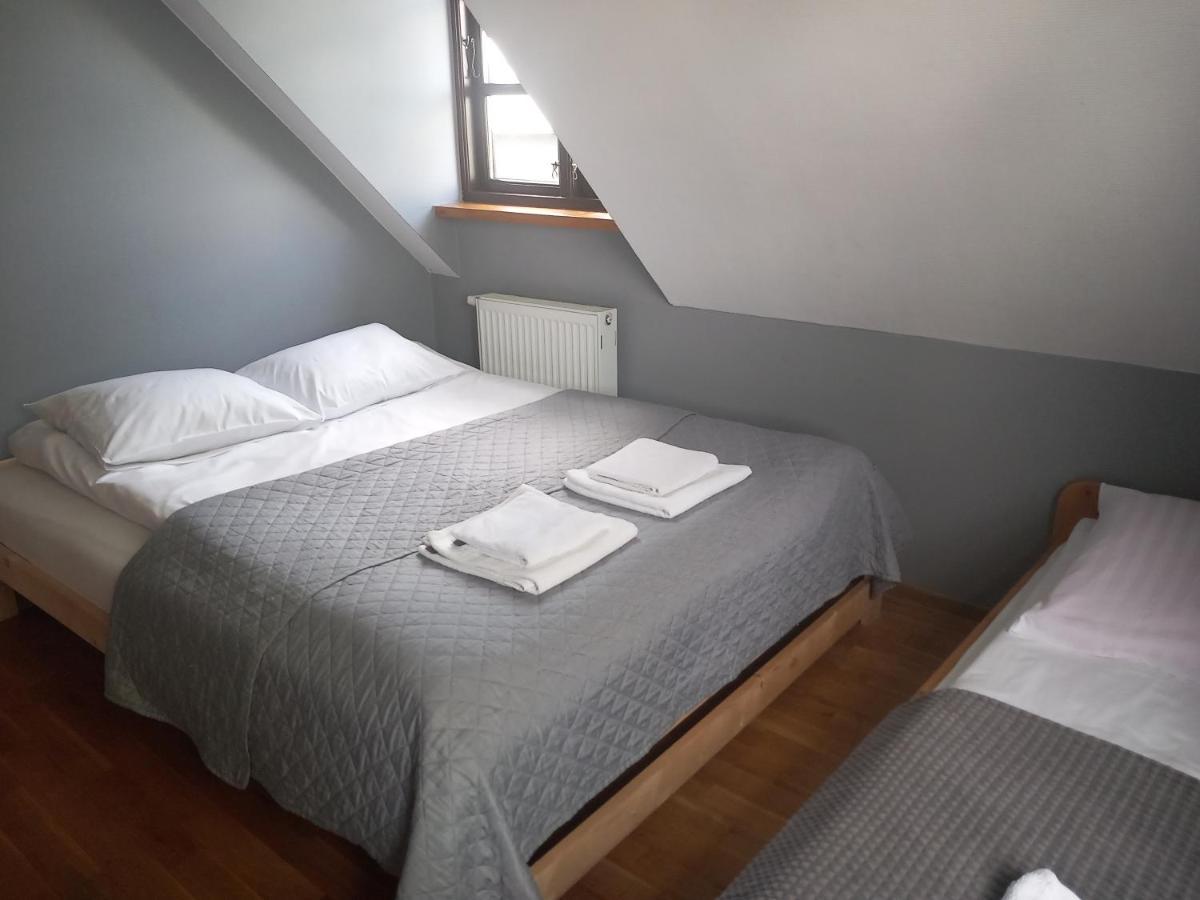 Hotel Dobry Klimat Uniejow Esterno foto