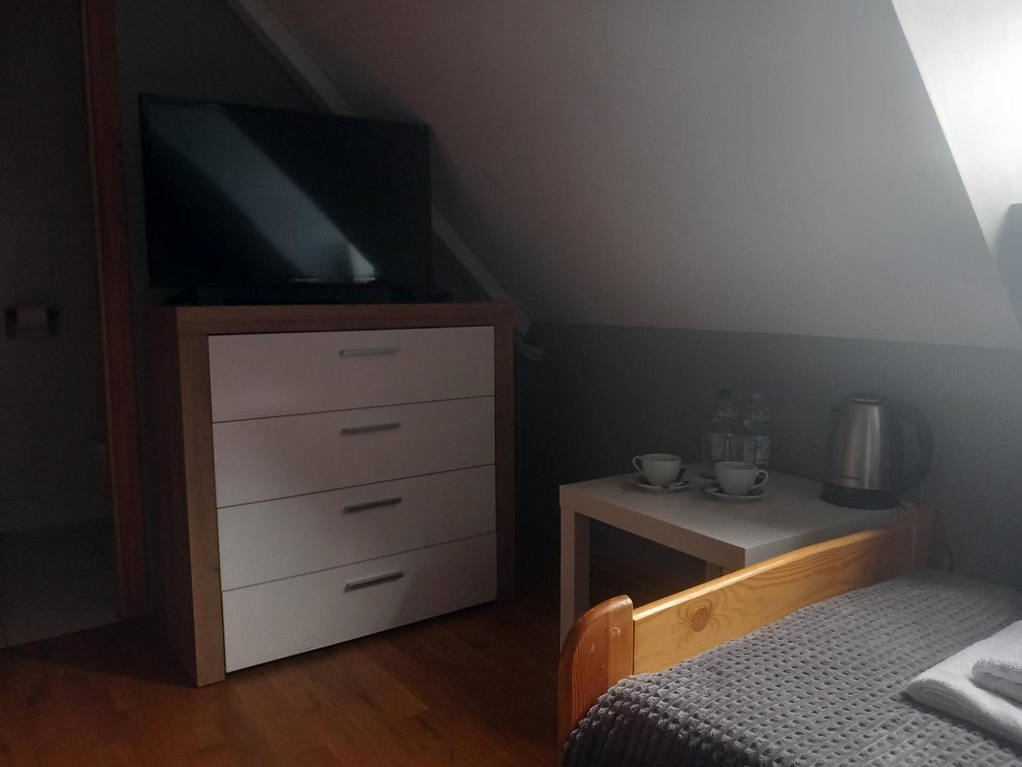 Hotel Dobry Klimat Uniejow Esterno foto